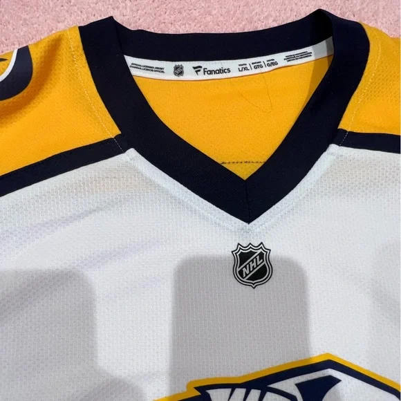 New Predators jersey kids - Picture 6 of 6
